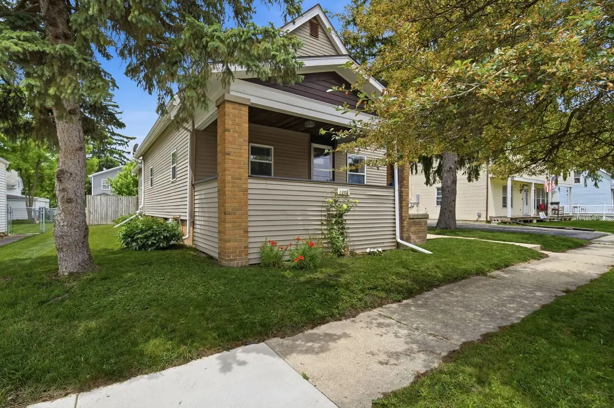 1205 S Lee Street, Bloomington, IL 61701 - #1