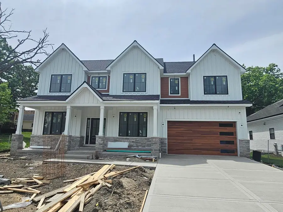 850 Forest Avenue, Glen Ellyn, IL 60137 - #3