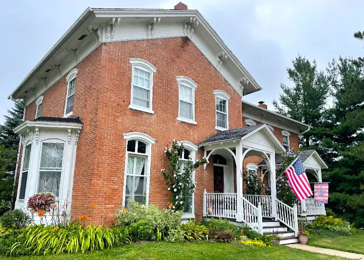 304 E Broadway, Mount Carroll, IL 61053 - #1