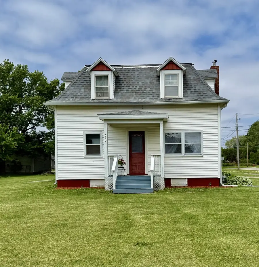 620 Ne 1st Avenue, Galva, IL 61434 - #2
