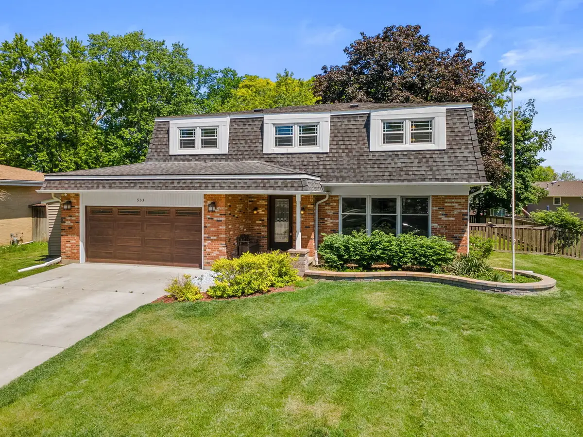 533 N Beck Road, Lindenhurst, IL 60046 - #1