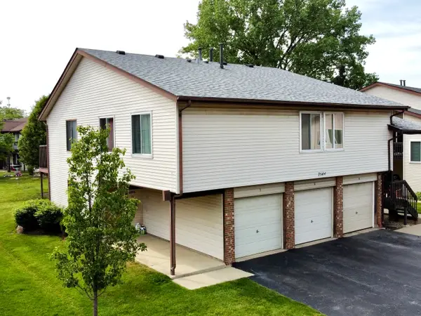 7544 Bristol Lane #5, Hanover Park, IL 60133
