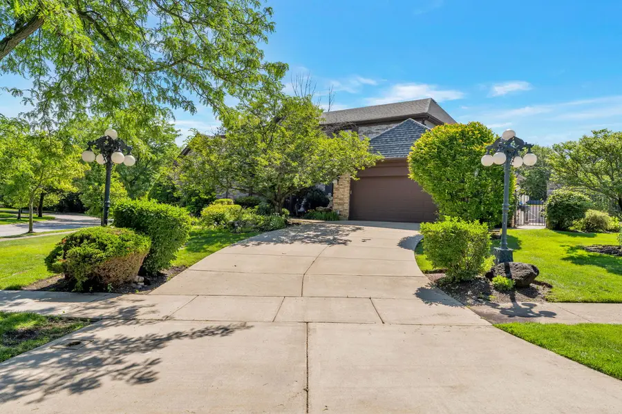 2135 Phillips Drive, Glenview, IL 60026 - #2