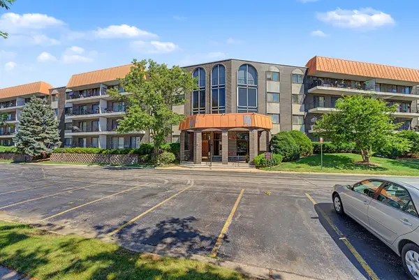 4900 Foster Street #407, Skokie, IL 60077