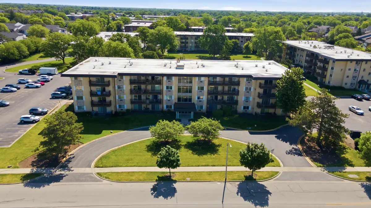 2218 S Goebbert Road #496, Arlington Heights, IL 60005 - #1