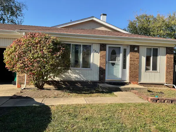 1066 Foxworth Boulevard, Lombard, IL 60148