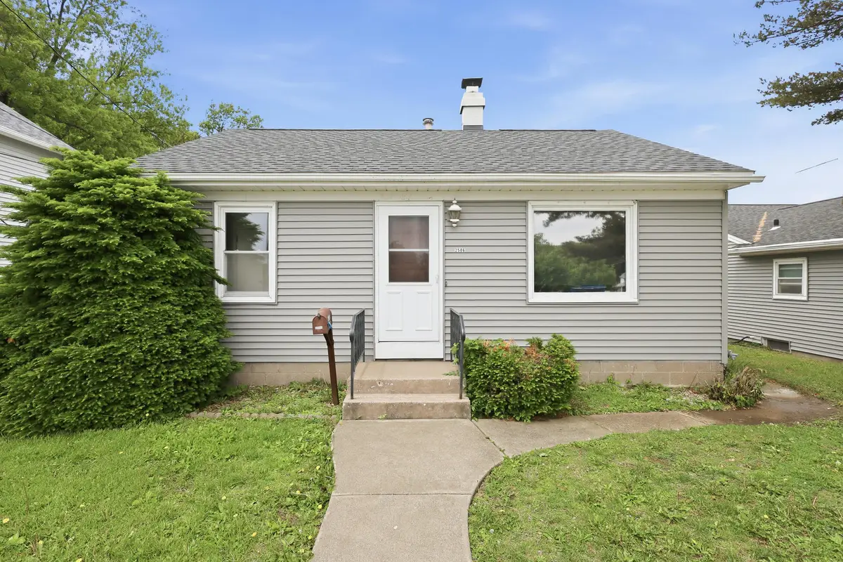 2506 17th Street, Rock Island, IL 61201 - #1