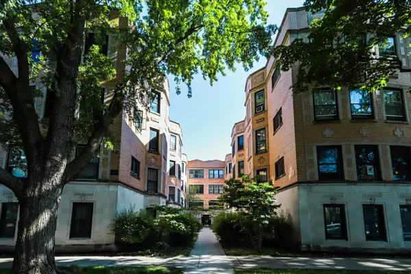 1217 W Granville Avenue #2A, Chicago, IL 60660
