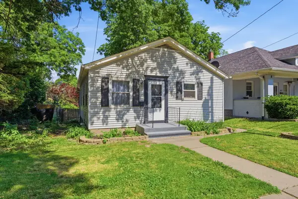 821 N Pine Street, Davenport, IA 52804
