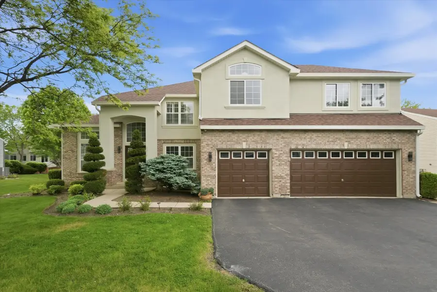 2210 Fieldcrest Drive, Mundelein, IL 60060 - #2