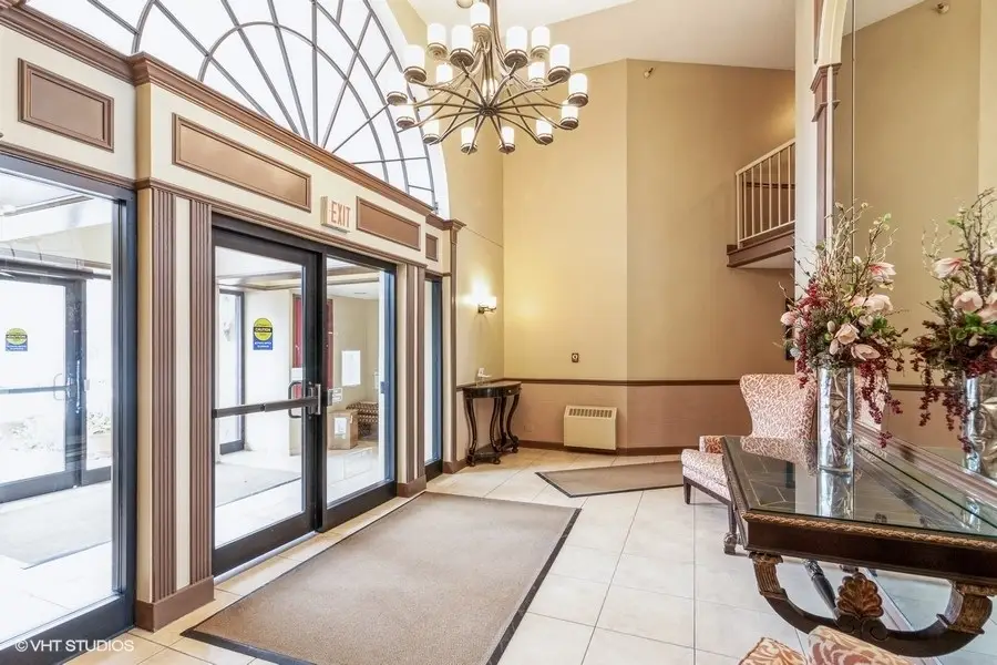509 Aurora Avenue #220, Naperville, IL 60540 - #3