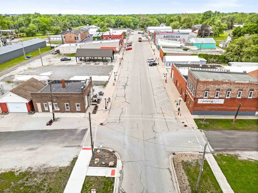 118 E Main Street, Colfax, IL 61728 - #3