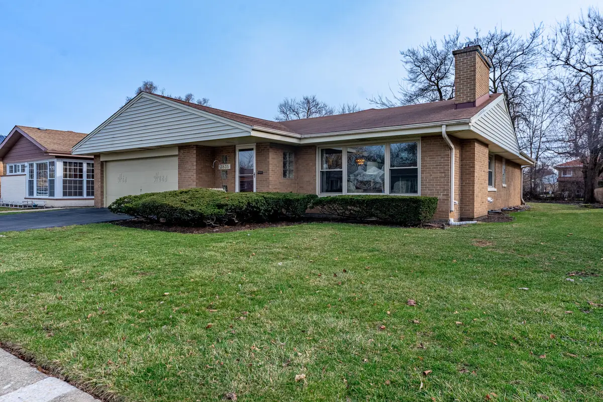 3835 W Jarlath Street, Lincolnwood, IL 60712 - #1