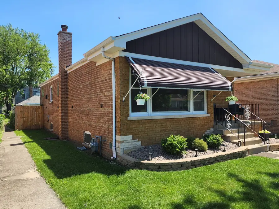 13821 S Tracy Avenue, Riverdale, IL 60827 - #3