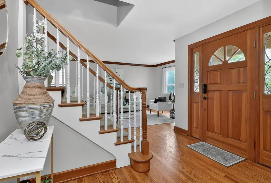 154 N Buckingham Drive, Sugar Grove, IL 60554 - #3
