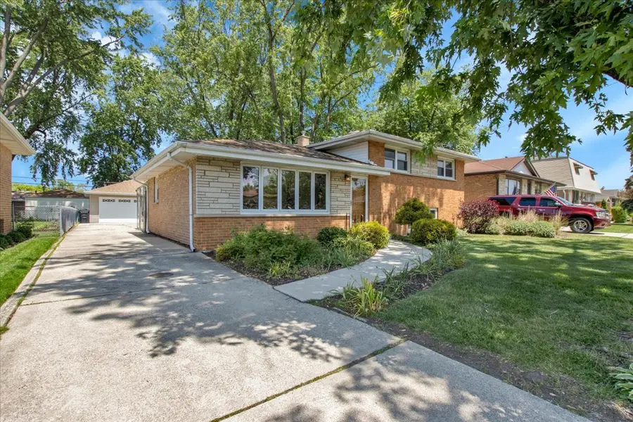 7924 74th Place, Bridgeview, IL 60455 - #2