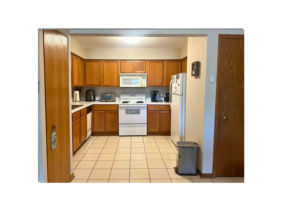 10524 S Pulaski Road #2SE, Oak Lawn, IL 60453 - #2
