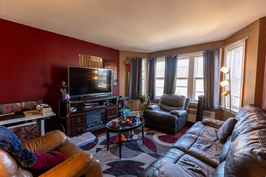 1626 S Home Avenue, Berwyn, IL 60402 - #2