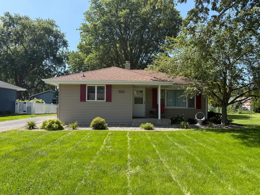 263 N Park Road, Herscher, IL 60941 - #3