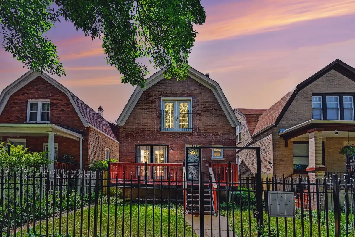 850 N Keystone Avenue, Chicago, IL 60651 - #1