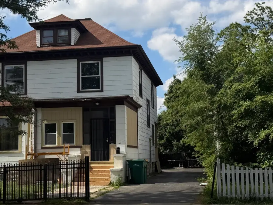 207 2nd Avenue, Joliet, IL 60433 - #2