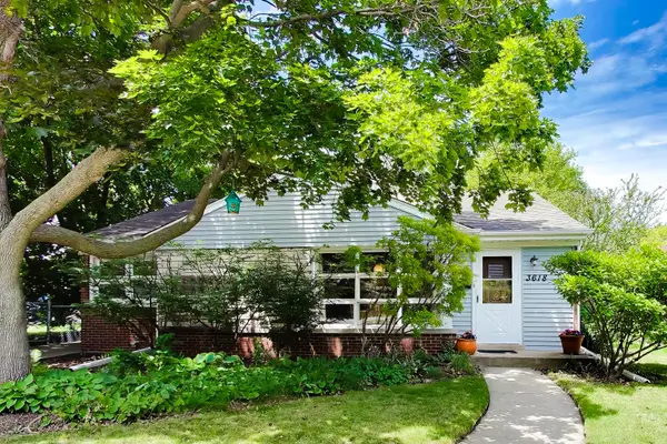 3618 Church Street, Evanston, IL 60203