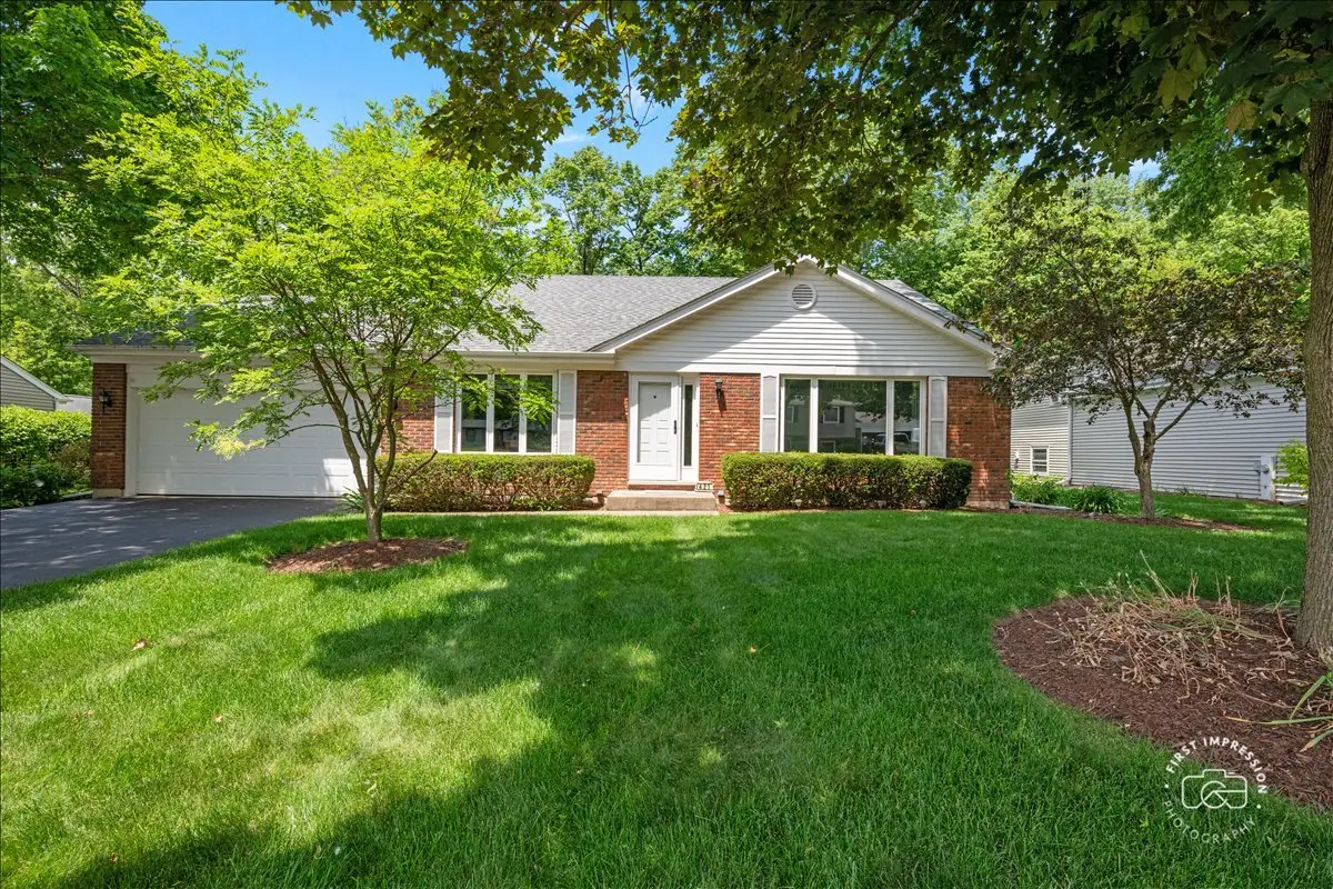 421 Kickapoo Avenue, Batavia, IL 60510 - #1