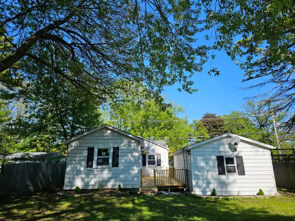3015 Ezekiel Avenue, Zion, IL 60099