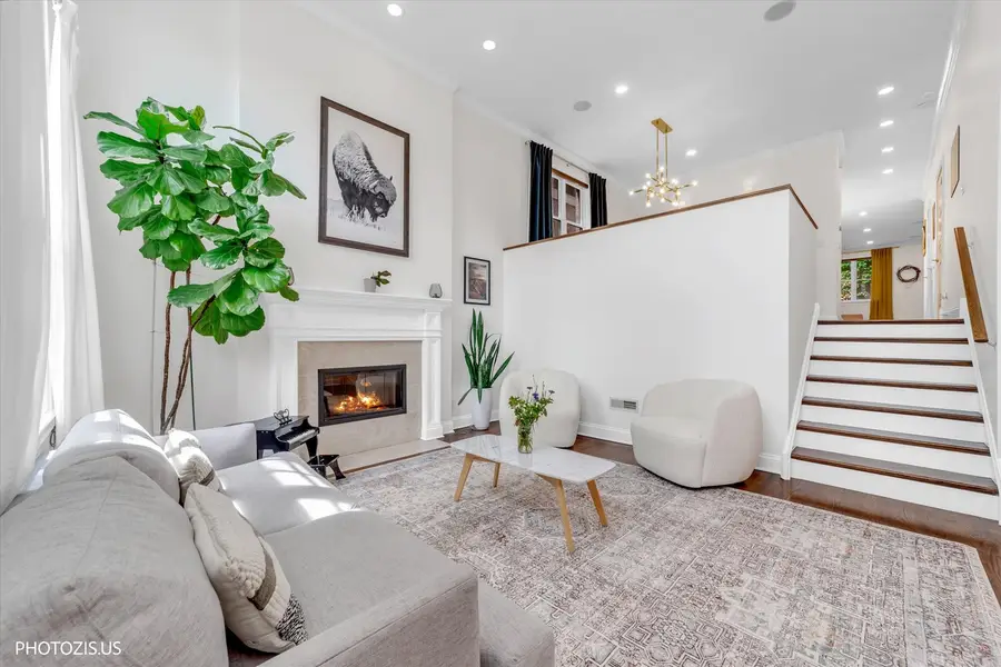 1718 W Superior Street #1W, Chicago, IL 60622 - #3