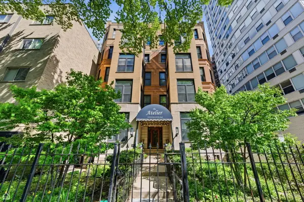 628 W Sheridan Road #3E, Chicago, IL 60613