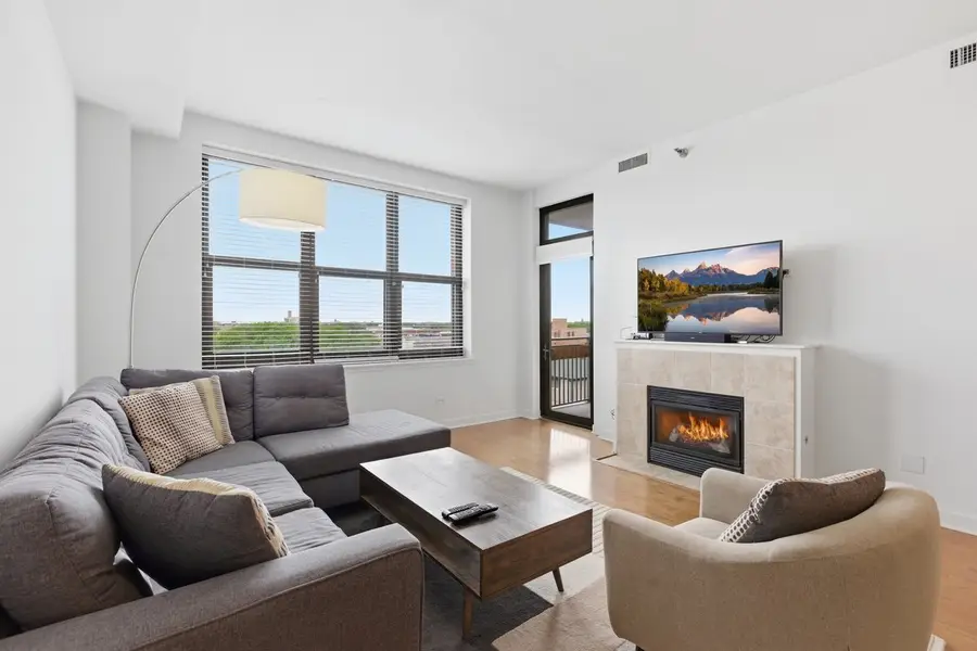 3140 N Sheffield Avenue #602, Chicago, IL 60657 - #3