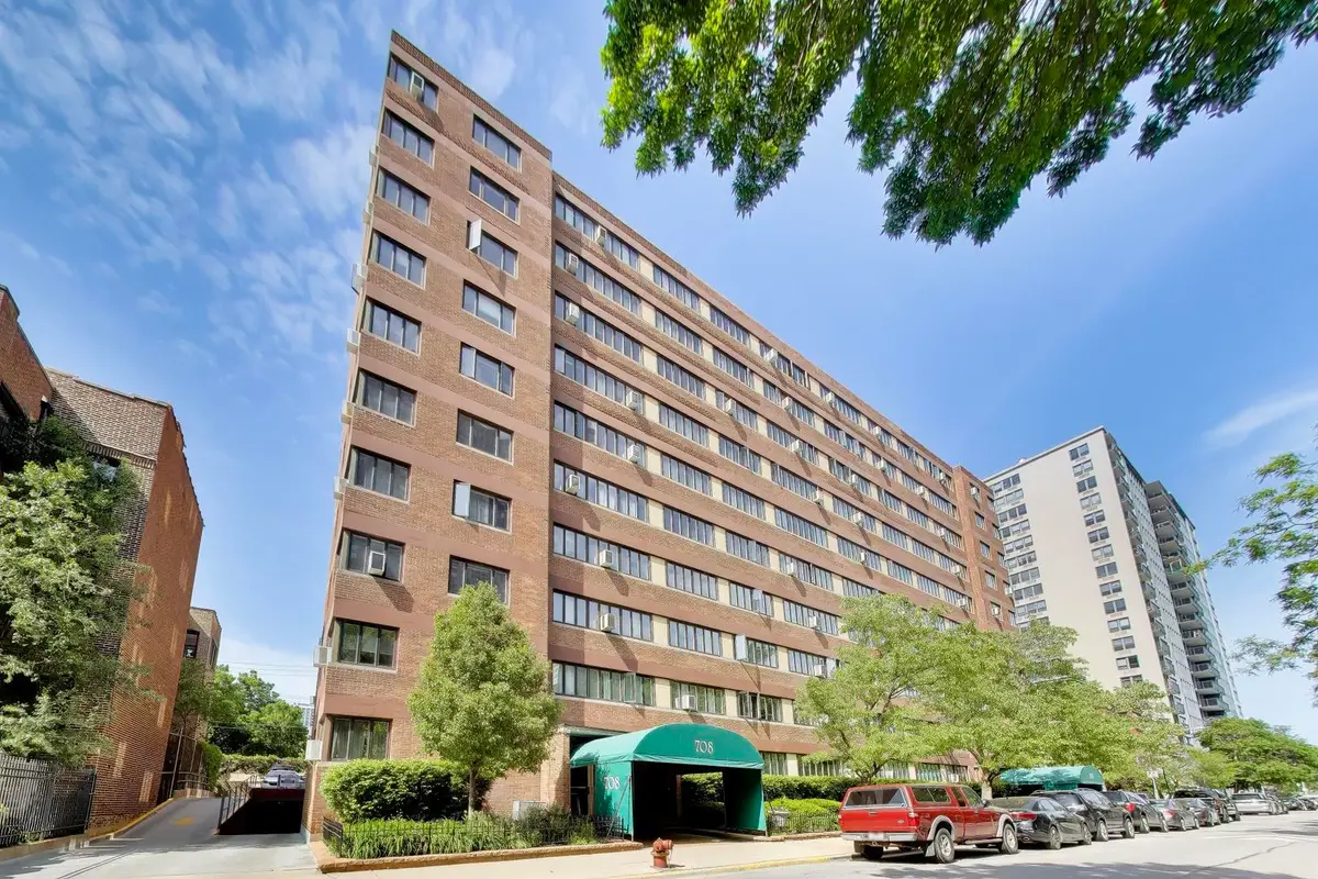 708 W Bittersweet Place #1003, Chicago, IL 60613 - #1
