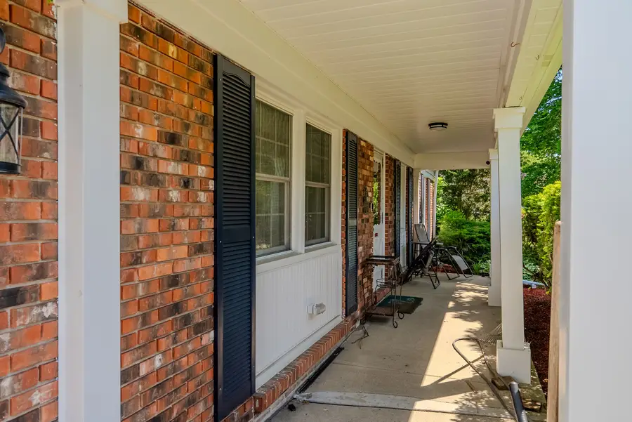 680 Indian Spring Lane, Buffalo Grove, IL 60089 - #3