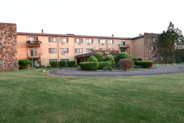 725 W Dempster Street #308, Des Plaines, IL 60016