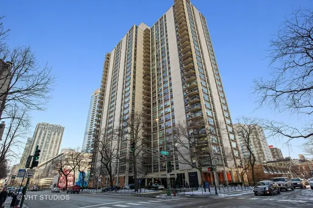 1255 N Sandburg Terrace #2210, Chicago, IL 60610 - #1