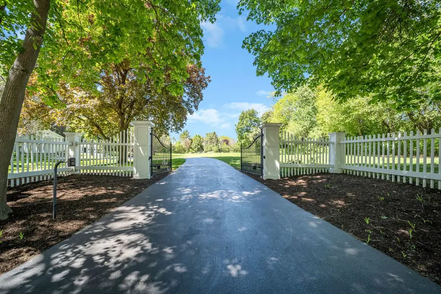 32 Otis Road, Barrington Hills, IL 60010 - #2