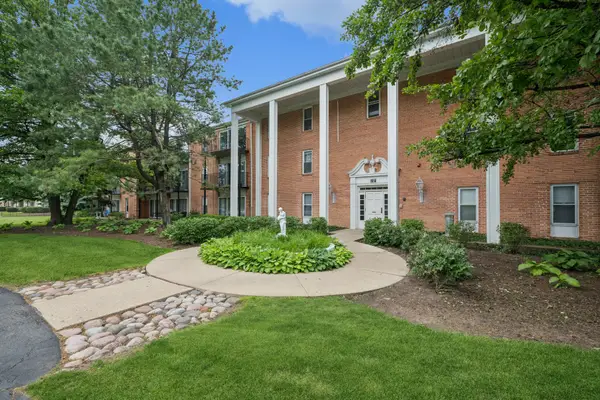5101 Carriageway Drive #210, Rolling Meadows, IL 60008