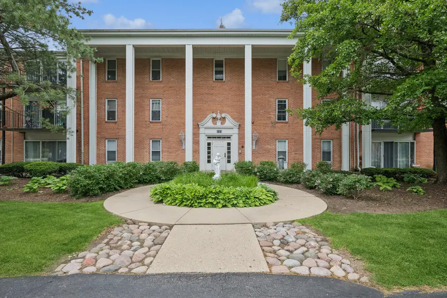 5101 Carriageway Drive #210, Rolling Meadows, IL 60008 - #2