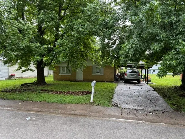 309 S Birchlane Drive, Carbondale, IL 62901 - #1