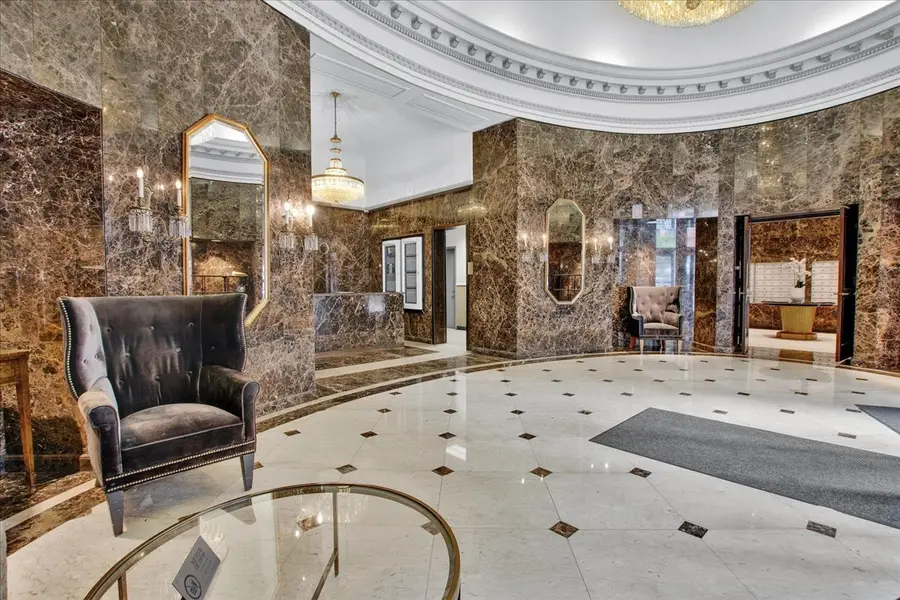 10 E Ontario Street #905, Chicago, IL 60611 - #3