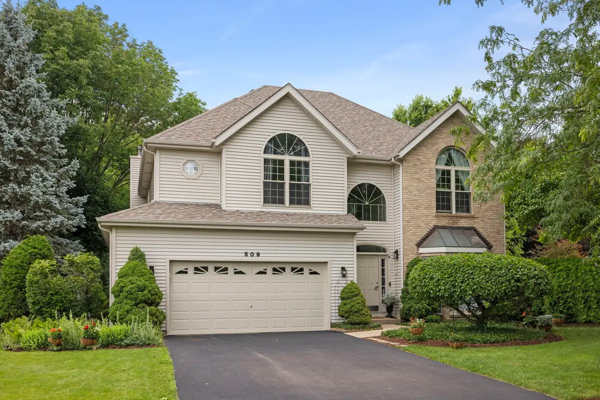 509 Turnberry Drive, North Aurora, IL 60542 - #1