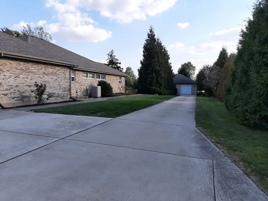 9937 W Kuse Road, Frankfort, IL 60423 - #2