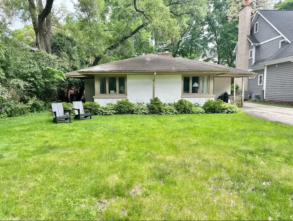 422 E Hickory Street, Hinsdale, IL 60521 - #1