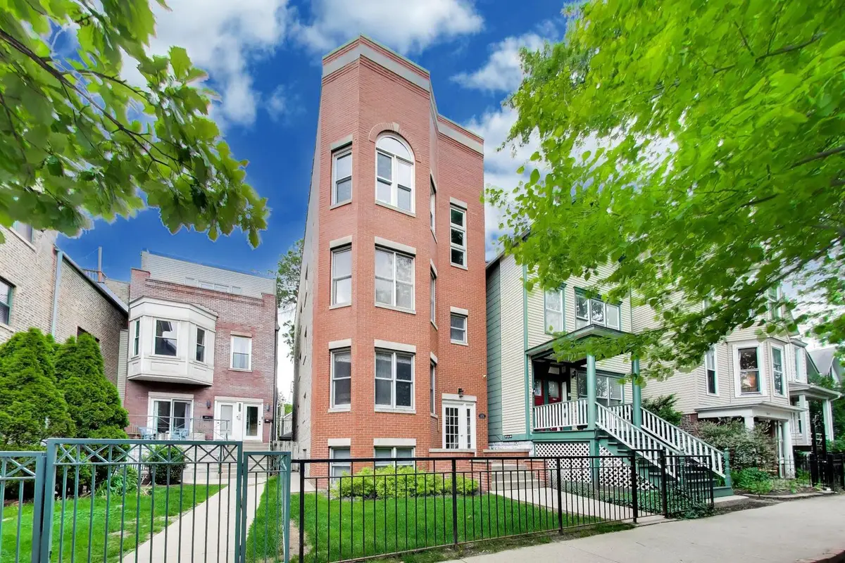 3051 N Clifton Avenue #2, Chicago, IL 60657 - #1