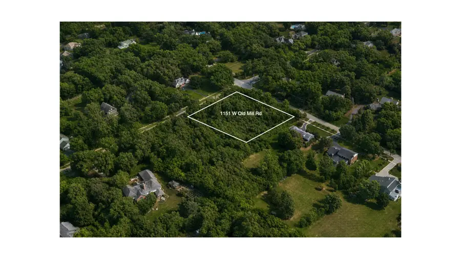 1151 W Old Mill Road, Lake Forest, IL 60045 - #3