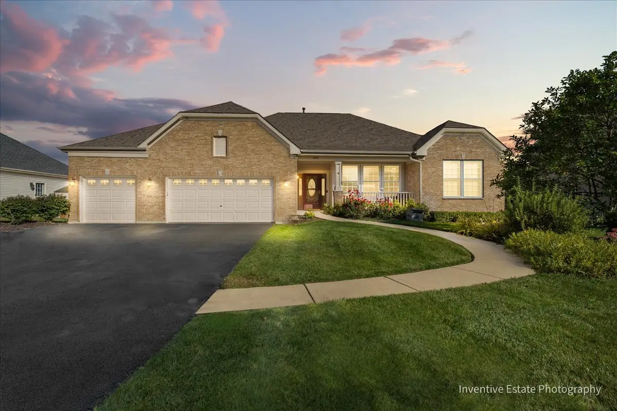 483 Glover Drive, North Aurora, IL 60542 - #1