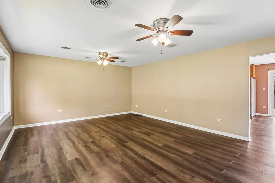 812 S Farrell Road, Lockport, IL 60441 - #3