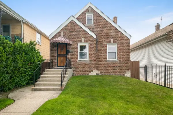 5424 N Mobile Avenue, Chicago, IL 60630