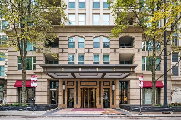 25 E Superior Street #3601, Chicago, IL 60611