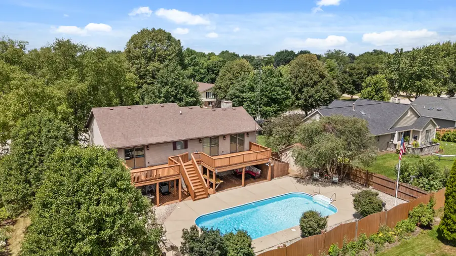 1404 Larson Street, Sycamore, IL 60178 - #3